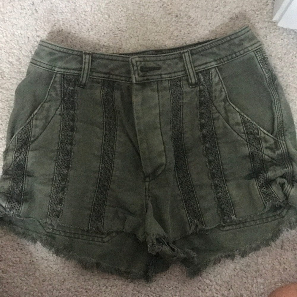Army green free people denim shorts size 2